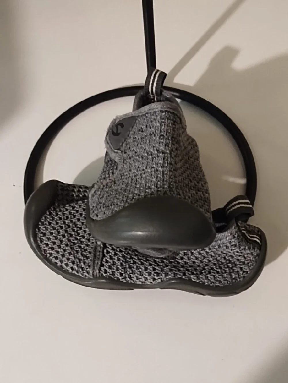Gray Slip-On Water Shoes for Kids - Breathable Knit VGC Size 2.